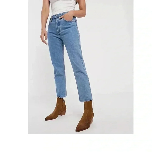 NWT Levi’s Original Cropped High Rise Straight Leg - Picture 1 of 6